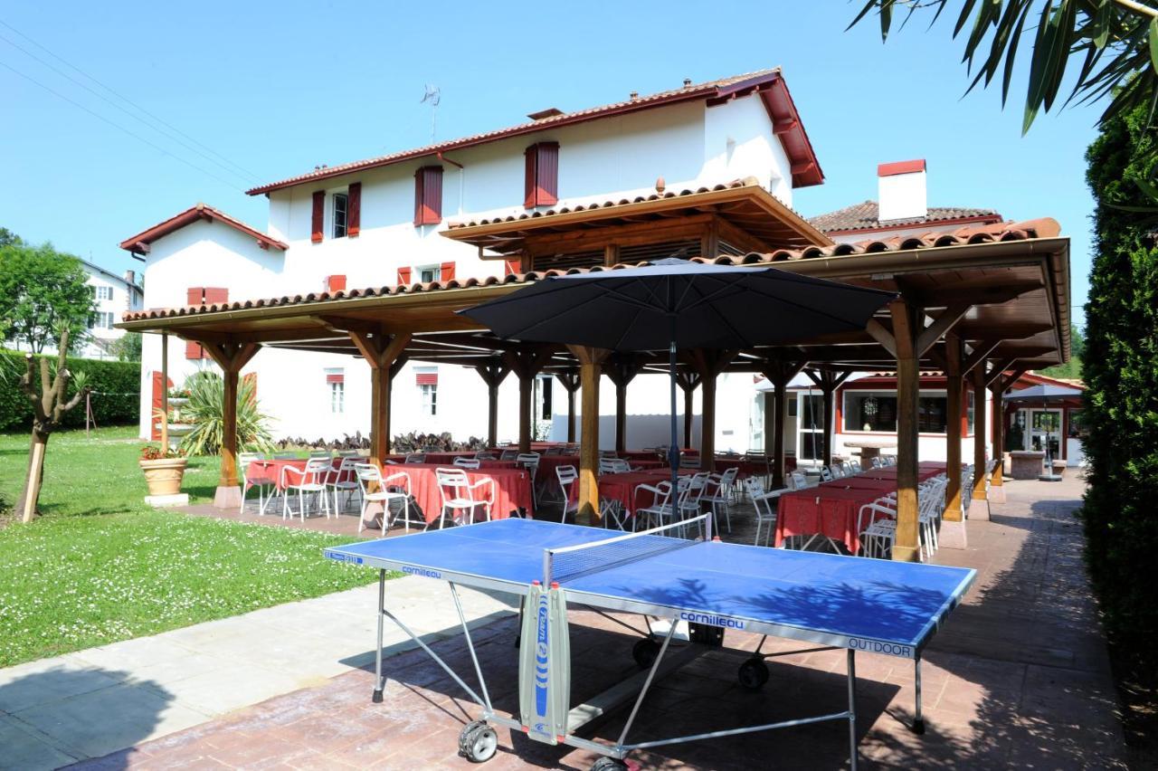 Hotel Restaurant Txistulari Itxassou Exterior foto