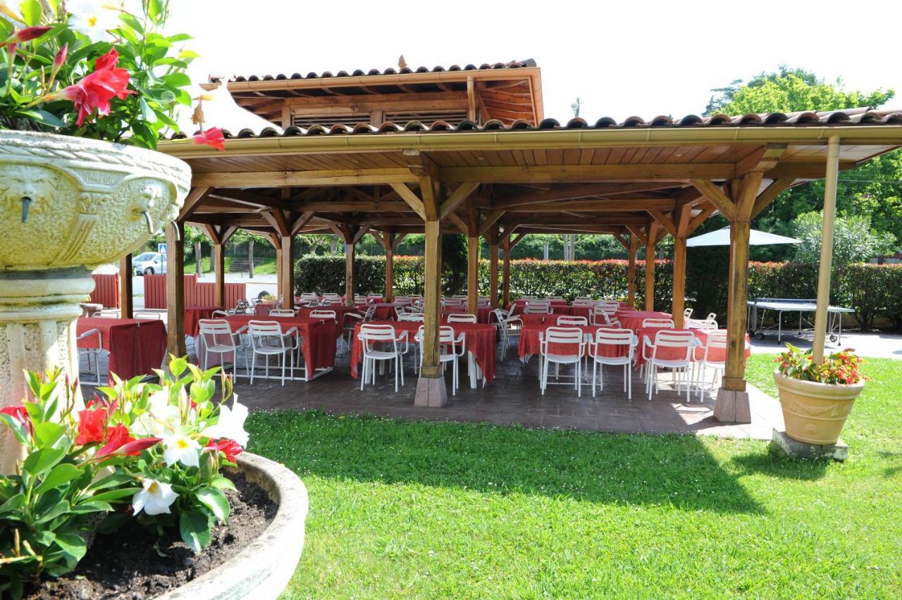 Hotel Restaurant Txistulari Itxassou Exterior foto